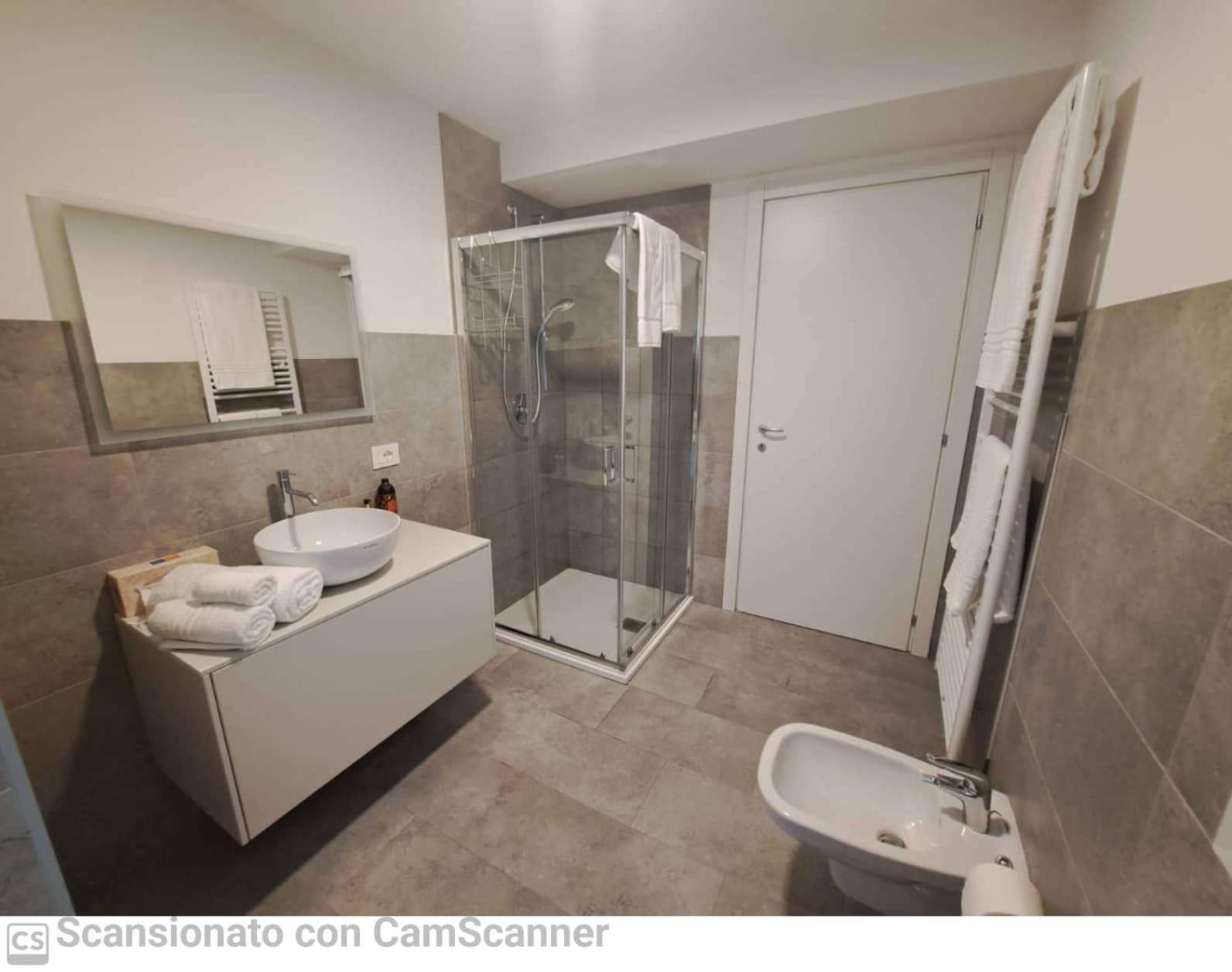 Casa Rosada Apartment Комо Екстериор снимка